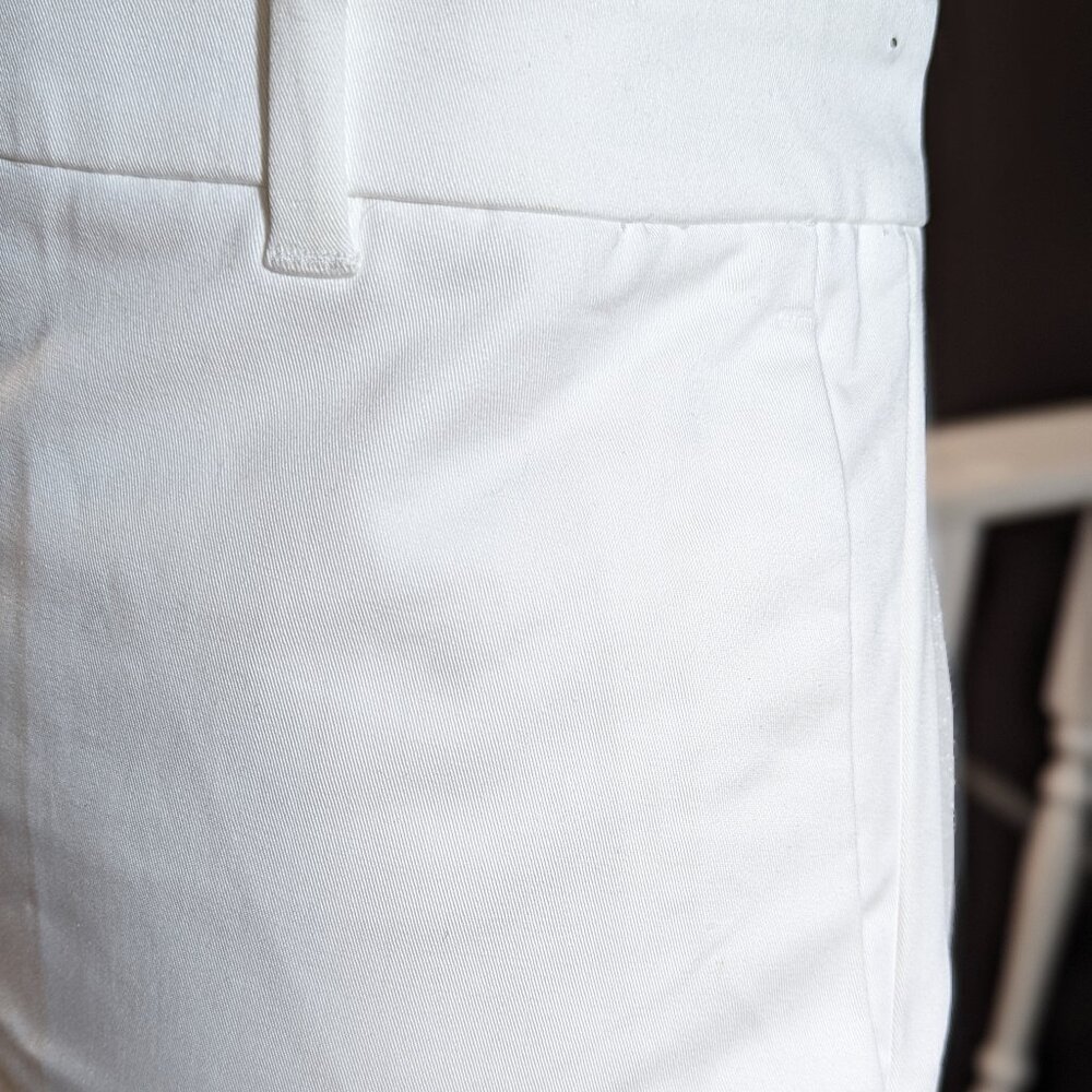 Ann Taylor White City Short. Size 16. NWT - Picture 4 of 9